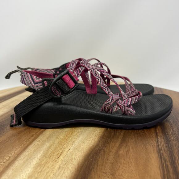 Chaco Women’s Size 5 Ecothread Pink/Purpoe Toe Loop Strappy Hiking Sport Sandal - Picture 1 of 7
